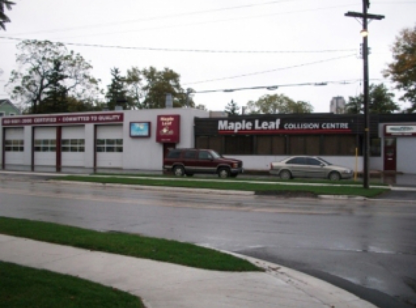 Maple Leaf Collision Centre